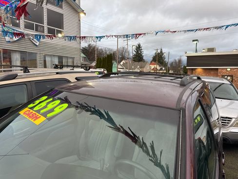 Used 1999 Toyota Sienna LE image 3