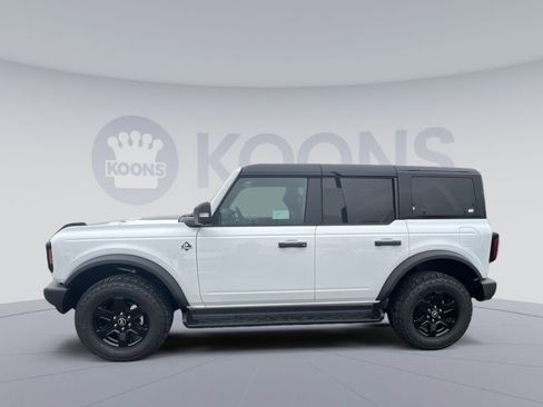 New 2025 Ford Bronco Outer Banks image 2