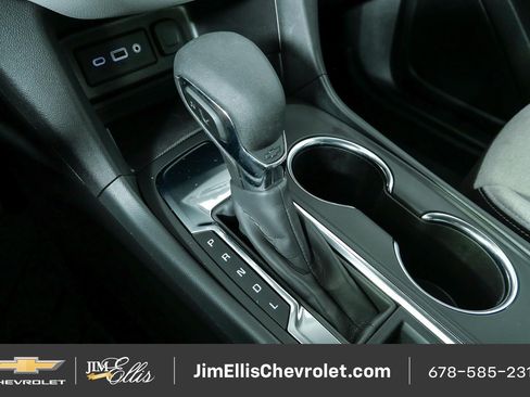 Certified 2024 Chevrolet Equinox LS w/ LS Convenience Package FWD image 16