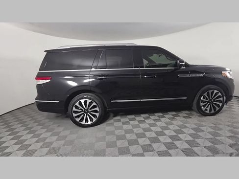 Used 2024 Lincoln Navigator Reserve AWD/4WD image 38