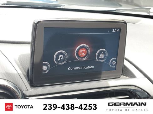 Used 2018 MAZDA MX-5 Miata Grand Touring RWD image 25