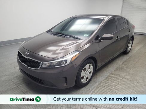 Used 2017 Kia Forte LX FWD image 1