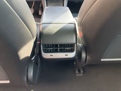 Used 2020 Tesla Model 3 Long Range image 25