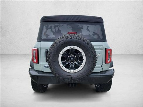 Used 2022 Ford Bronco Badlands w/ Sasquatch Package AWD/4WD image 6