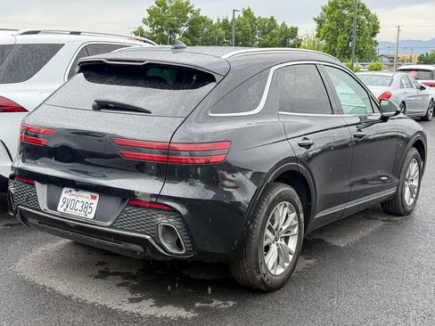 Used 2022 Genesis GV70 2.5T AWD/4WD image 6