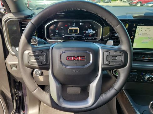 Used 2023 GMC Sierra 1500 SLT w/ SLT Premium Package AWD/4WD image 25