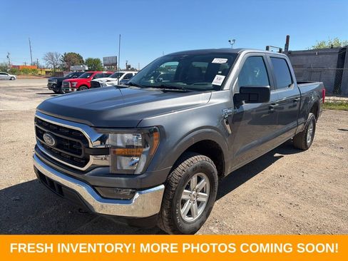 Used 2023 Ford F150 XLT image 3