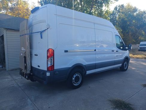Used 2018 Ford Transit 250 148 High Roof RWD image 5