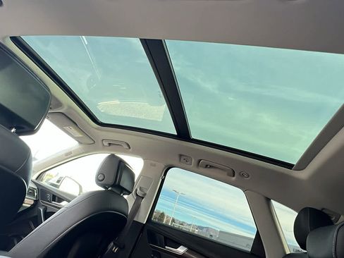 Used 2021 Audi Q5 Premium Plus w/ Premium Plus Package image 31