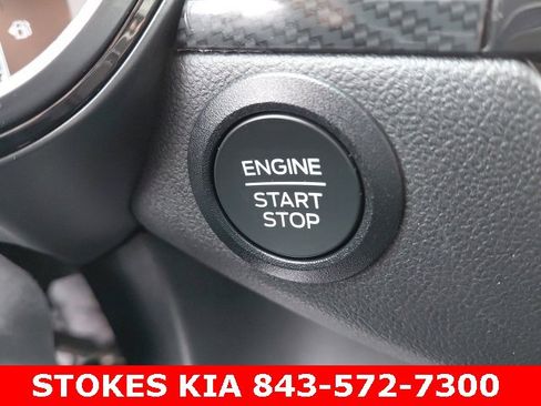 Used 2023 Ford Escape ST-Line image 18