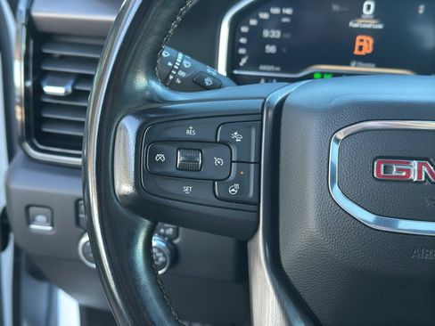 Used 2024 GMC Sierra 2500 AT4 w/ Technology Package image 17