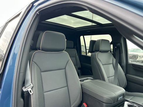 New 2026 GMC Yukon XL Elevation w/ Elevation Premium Package AWD/4WD image 38