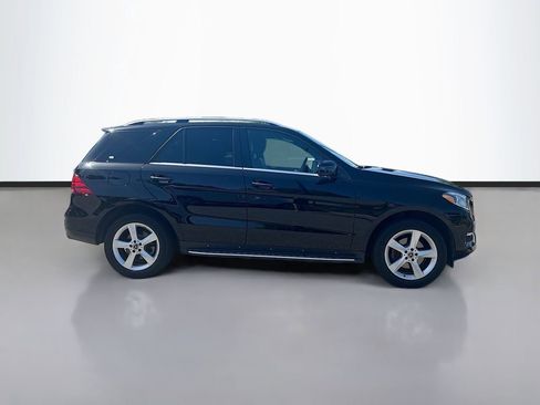 Used 2018 Mercedes-Benz GLE 350 4MATIC image 2