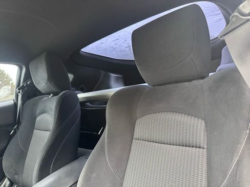 Used 2017 Nissan 370Z Coupe image 18
