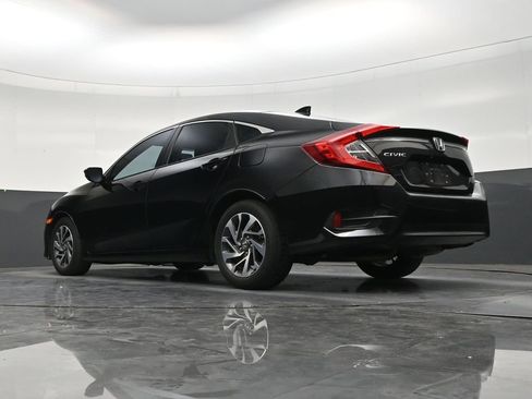 Used 2017 Honda Civic EX image 22