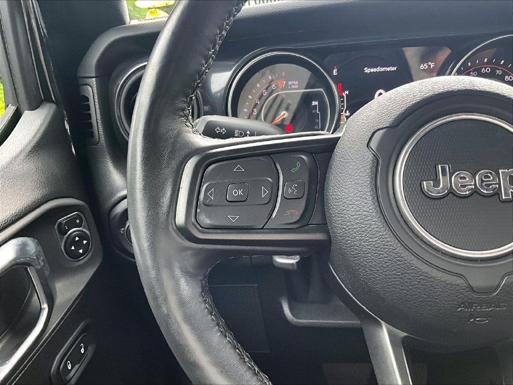 Used 2022 Jeep Wrangler Unlimited Sport AWD/4WD image 23