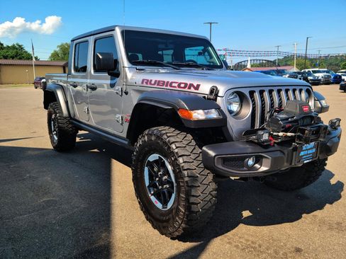 Used 2021 Jeep Gladiator Rubicon AWD/4WD image 3