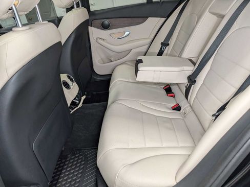 Certified 2019 Mercedes-Benz C 300 4MATIC Sedan image 25