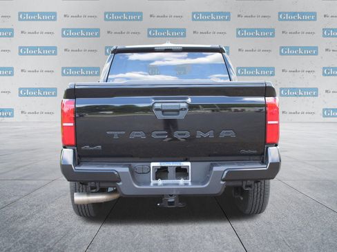 Used 2024 Toyota Tacoma SR5 AWD/4WD image 7
