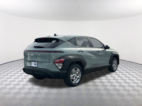 New 2026 Hyundai Kona SE image 6