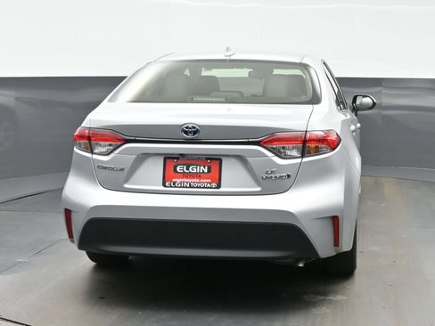 Used 2024 Toyota Corolla LE FWD image 5