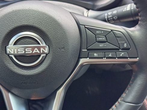 Used 2024 Nissan Sentra SR w/ SR Premium Package FWD image 21