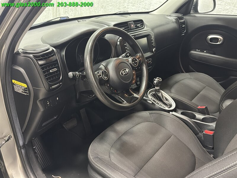 Used 2019 Kia Soul + FWD image 3