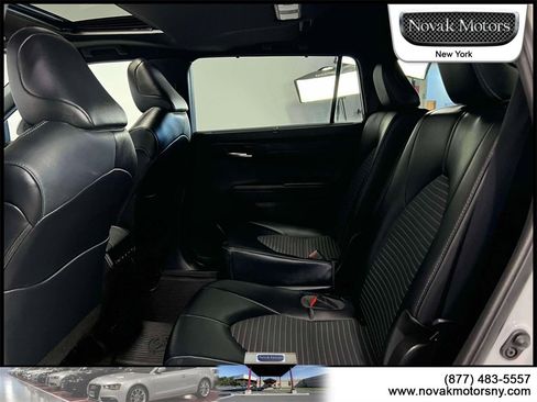 Used 2022 Toyota Highlander XSE image 13