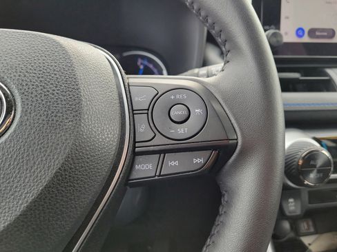 Used 2024 Toyota RAV4 SE AWD/4WD image 23