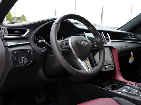 Certified 2025 INFINITI QX50 Sport image 16