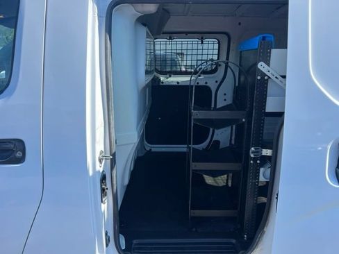 Used 2017 Chevrolet City Express LS FWD image 13