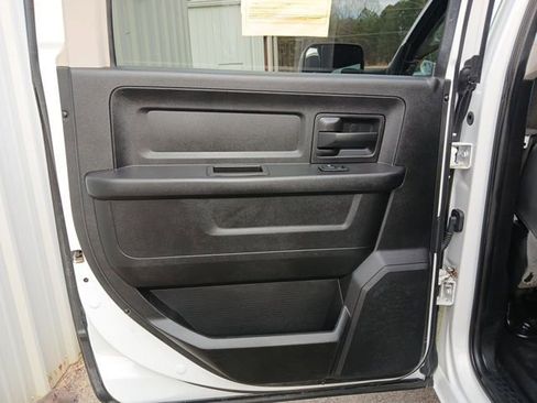 Used 2018 RAM 5500 Tradesman w/ Ambulance Prep Group image 15