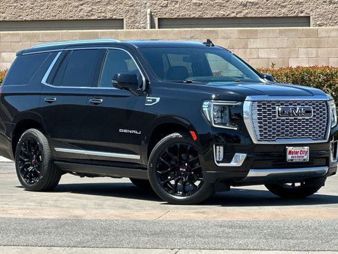 Certified 2022 GMC Yukon Denali w/ Max Trailering Package AWD/4WD image 2