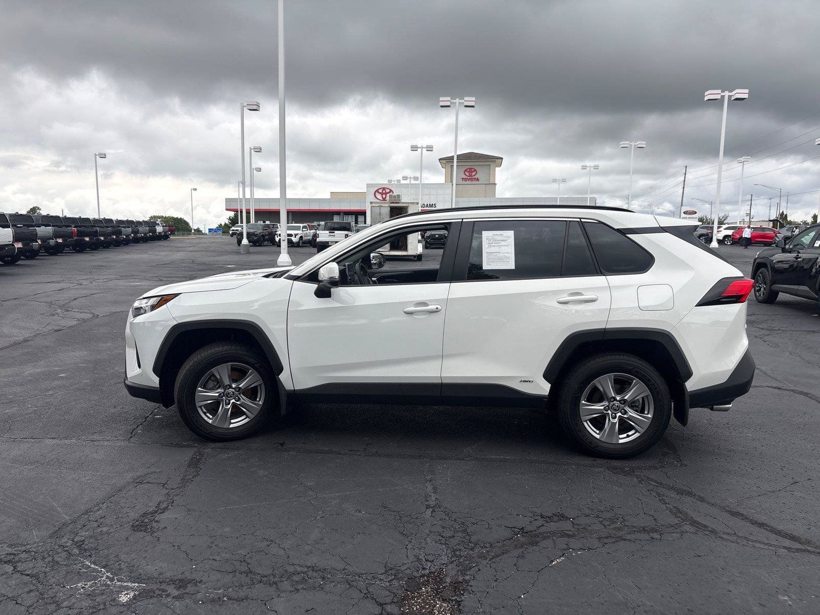 Used 2025 Toyota RAV4 XLE w/ Convenience Package AWD/4WD image 6