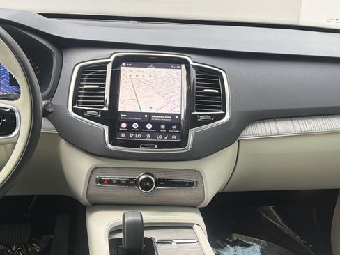Certified 2024 Volvo XC90 B6 Plus w/ Protection Package Premier AWD/4WD image 31