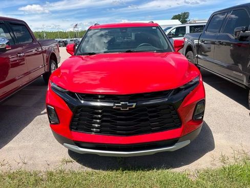 Used 2021 Chevrolet Blazer LT FWD image 2