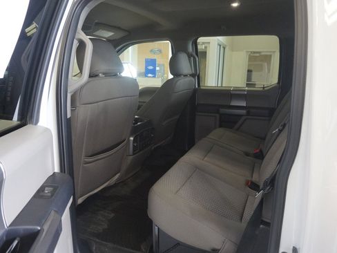 Used 2022 Ford F350 XLT w/ XLT Premium Package AWD/4WD image 8