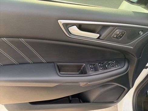 Used 2024 Ford Edge ST w/ Equipment Group 401A AWD/4WD image 17