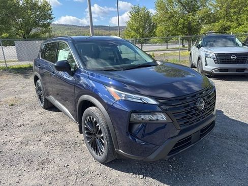New 2026 Nissan Rogue SV AWD/4WD image 3