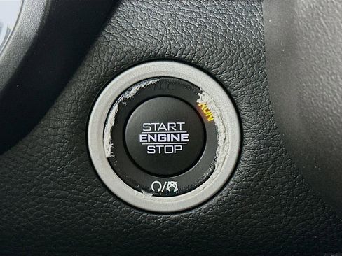 Used 2021 RAM 1500 Big Horn image 23