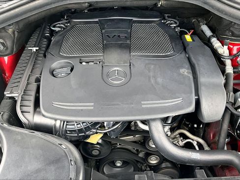 Certified 2016 Mercedes-Benz GLE 350 w/ Parking Assist Package image 33