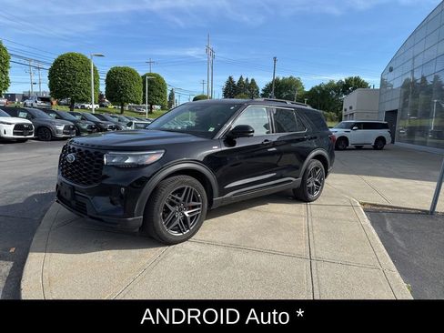Used 2025 Ford Explorer ST-Line w/ ST-Line Street Pack AWD/4WD image 10