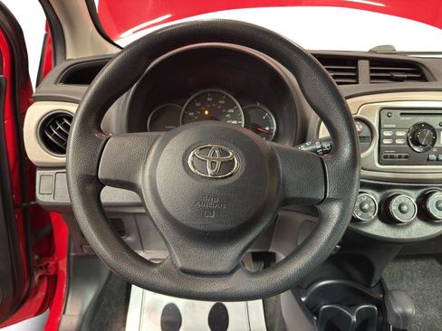 Used 2014 Toyota Yaris L FWD image 15