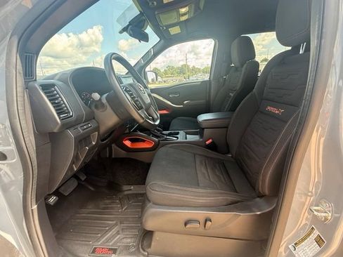 Used 2024 Nissan Frontier Pro-X RWD image 10