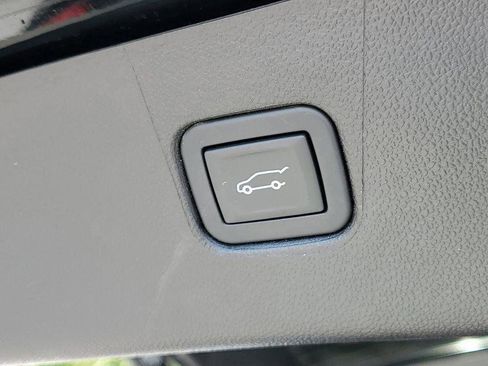 Used 2024 Chevrolet Blazer LT w/ Convenience Package FWD image 32