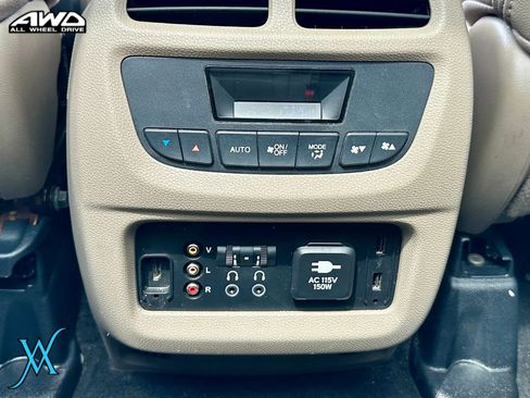 Used 2018 Honda Pilot Elite image 39