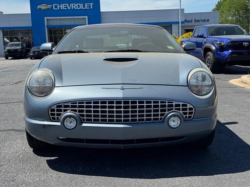 Used 2005 Ford Thunderbird RWD image 8