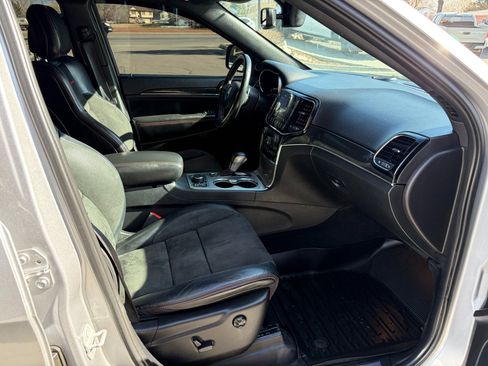 Used 2019 Jeep Grand Cherokee Trailhawk image 8