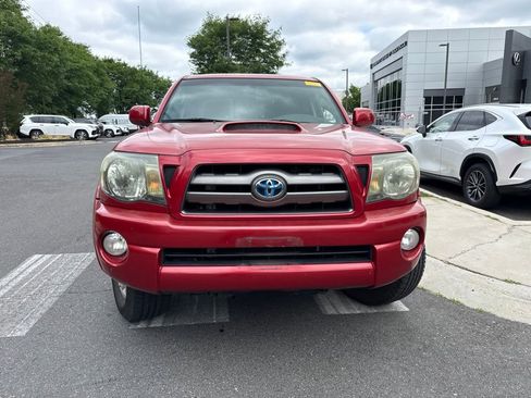 Used 2010 Toyota Tacoma 4x4 Double Cab V6 image 2