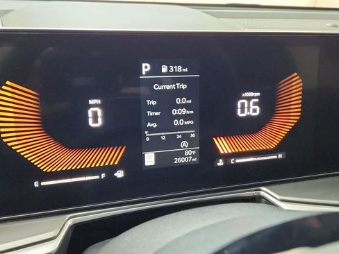 Used 2024 Kia Sorento S image 31